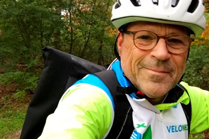 Frank de Vetter Fietskoerier Rijen